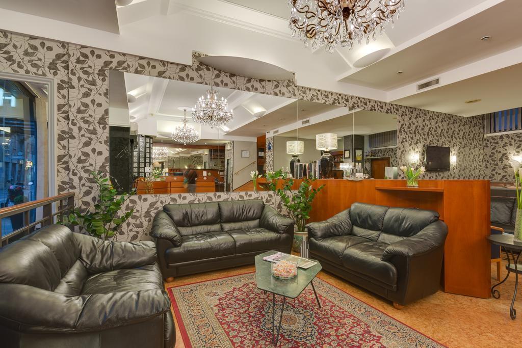 Hotel Roxy Милан Экстерьер фото
